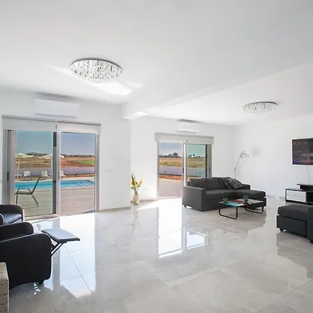 Ioanni Chrysos - Luxury And New 6 Bedroom - Beautiful Sea Views Villa