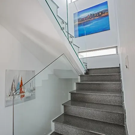 Ioanni Chrysos - Luxury And New 6 Bedroom - Beautiful Sea Views Villa Protaras