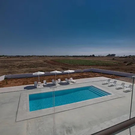 Ioanni Chrysos - Luxury And New 6 Bedroom - Beautiful Sea Views Protaras