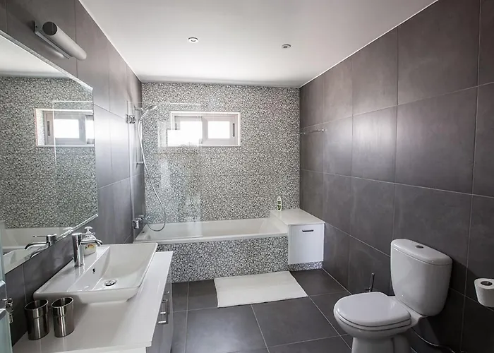 Ioanni Chrysos - Luxury&new 6 Bedroom - Beautiful Sea Views * Protaras