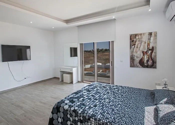 Ioanni Chrysos - Luxury&new 6 Bedroom - Beautiful Sea Views Protaras