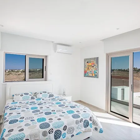 Ioanni Chrysos - Luxury And New 6 Bedroom 빌라