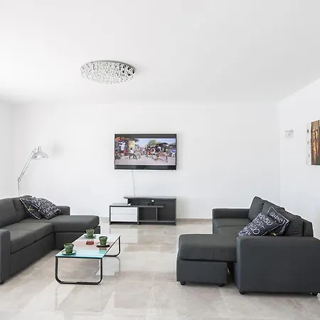 빌라 Ioanni Chrysos - Luxury And New 6 Bedroom