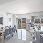 Villa Ioanni Chrysos - Luxury And New 6 Bedroom *