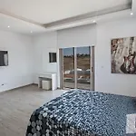 Ioanni Chrysos - Luxury And New 6 Bedroom Protaras